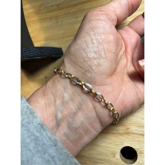 Bracelet, Mixed Metals Chain Bracelet, NEW, Handmade, Simple, Gold and Silver - Picture 3 of 4